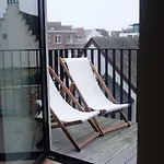 Design Met Zonnig Terras Bij Gravensteen