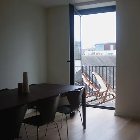 Design Met Zonnig Terras Bij Gravensteen Appartement