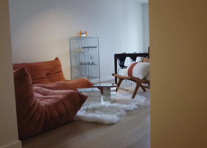 Appartement Design Met Zonnig Terras Bij Gravensteen Gand