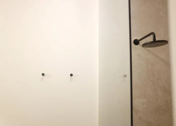 Design Met Zonnig Terras Bij Gravensteen *